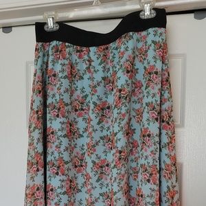 LuLaRoe Lucy Skirt